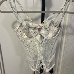 Victoria's Secret 34Bngarter CORSET